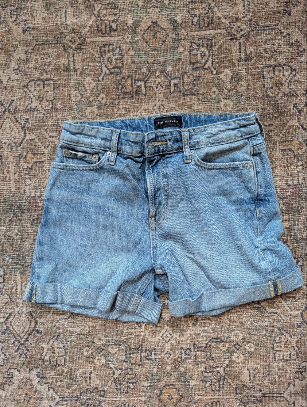 Mid Wash Rolled Hem Women's Denim Shorts